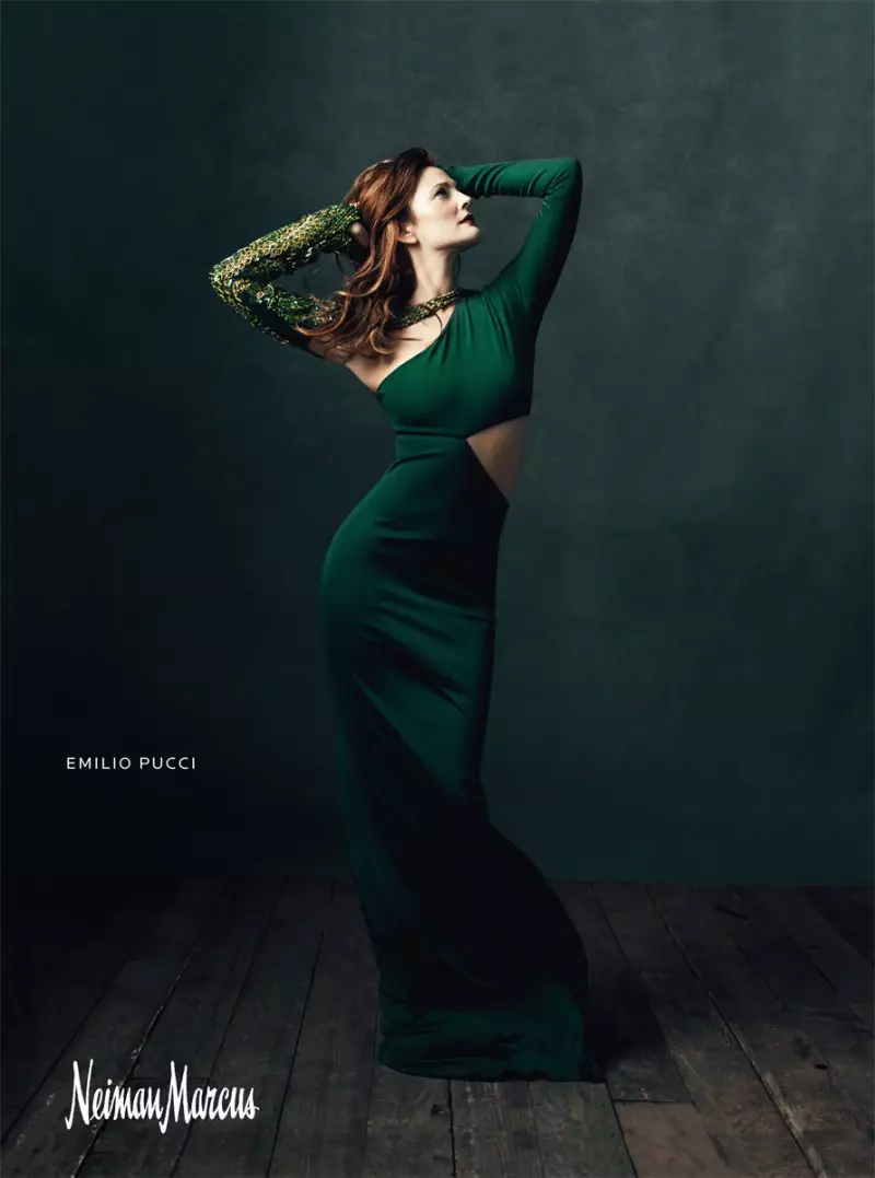 Drew Barrymore for Neiman Marcus "Art of Fashion"-kampanje av Norman Jean Roy