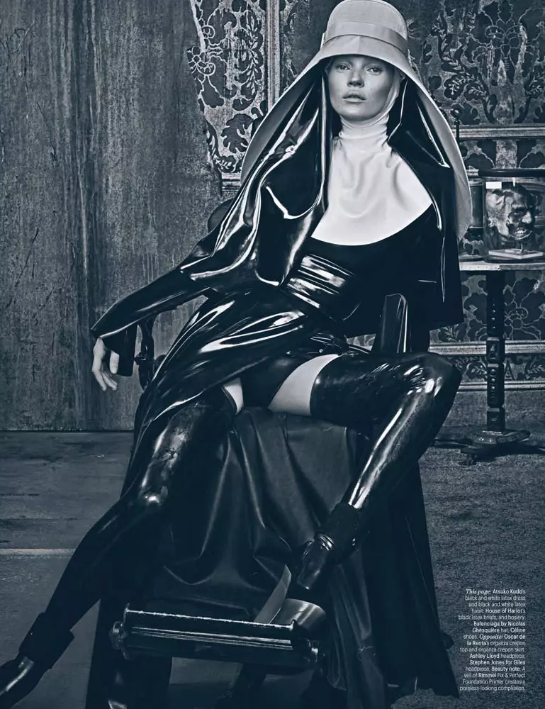 Kate Moss ដោយ Steven Klein សម្រាប់ទស្សនាវដ្តី W ខែមីនាឆ្នាំ 2012