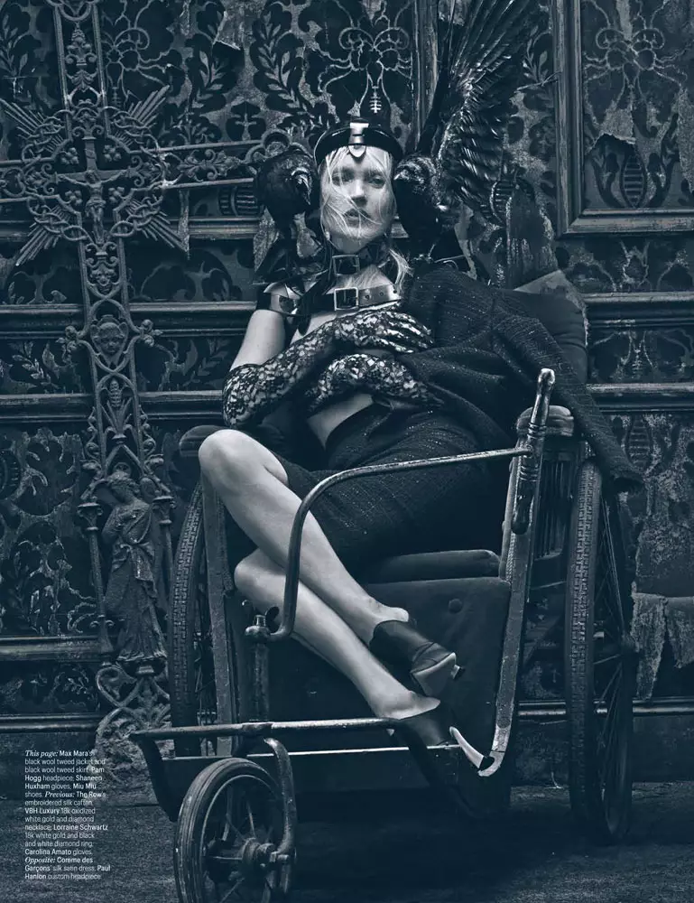 Kate Moss โดย Steven Klein for W Magazine มีนาคม 2012