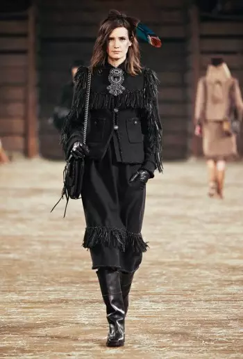 Taispeántas Rúidbhealaigh Chanel Pre-Fall 2014