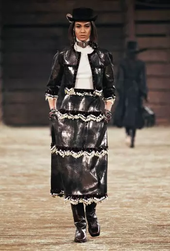 Taispeántas Rúidbhealaigh Chanel Pre-Fall 2014