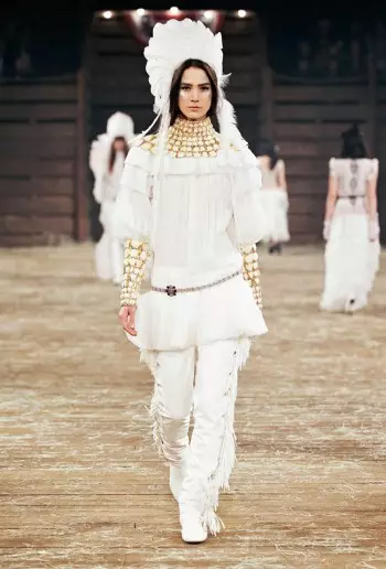 Chanel 2014-nji ýylyň güýzünden öňki uçuş-gonuş sergisi