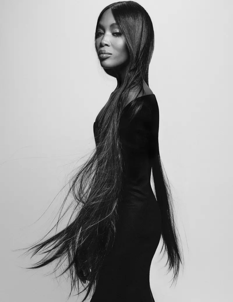 Naomi Campbell Slays Caij nplooj zeeg zam rau Vogue Arabia