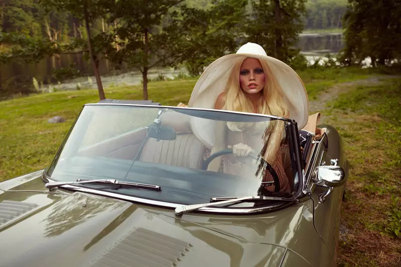 Aline Weber oleh Yelena Yemchuk untuk AnOther Magazine F/W 2011