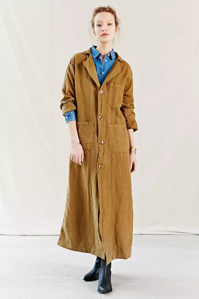 Urban Renewal Remade Linen Shop Coat มีราคา 99.99 ดอลลาร์ (เดิมคือ 225 ดอลลาร์)