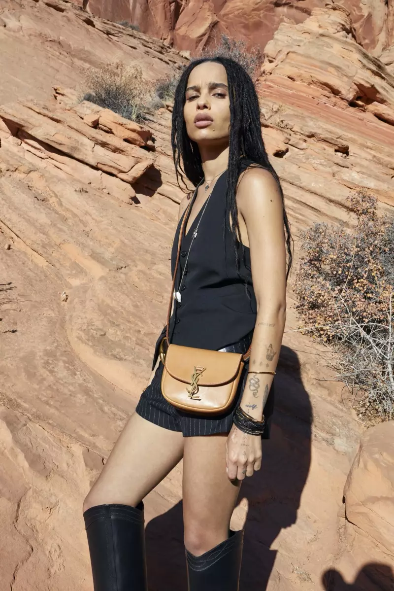 Saint Laurent tẹ Zoe Kravitz fun ipolongo ooru 2020