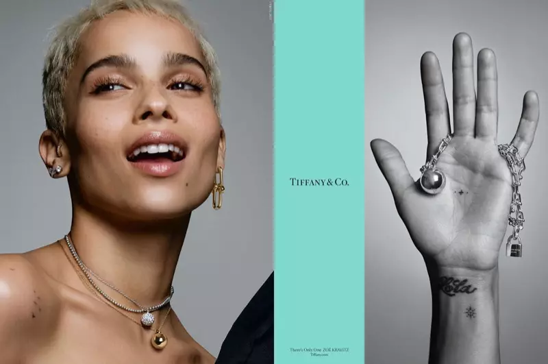 Зои Кравиц снялась крупным планом в рекламной кампании Tiffany & Co. осень-зима 2017.