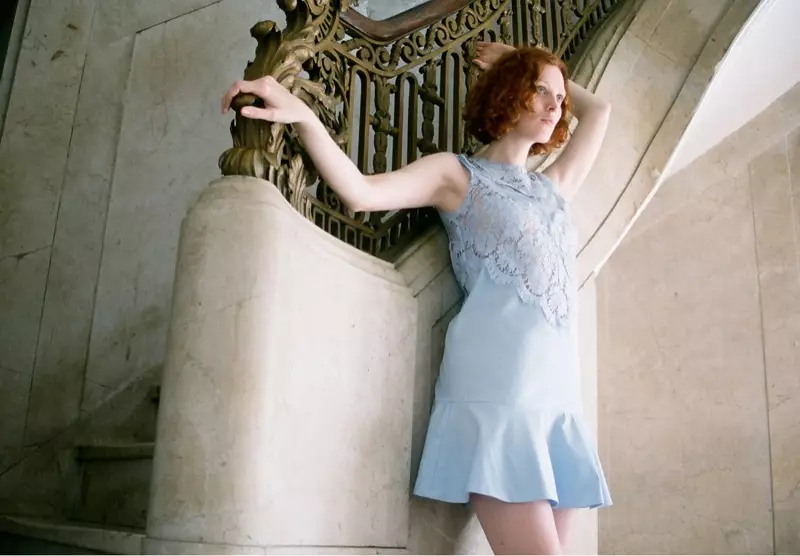 Karen Elson estrela a primeira campanha de Lover's Ever