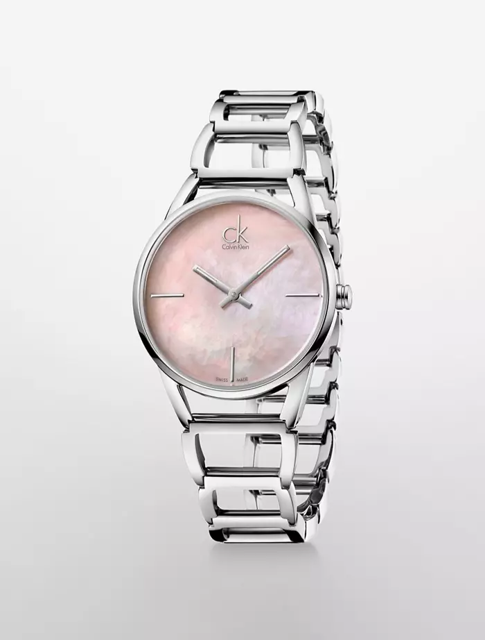 Calvin Klein White Label, “Pearl Dial Watch” -iň gülgüne enesi