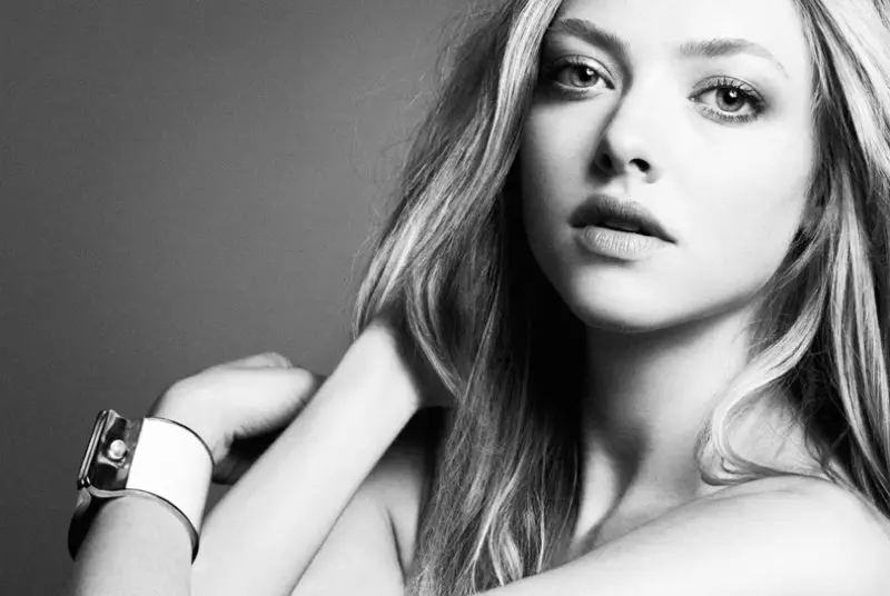 Amanda Seyfried ដោយ Marcus Ohlsson សម្រាប់ Marie Claire US