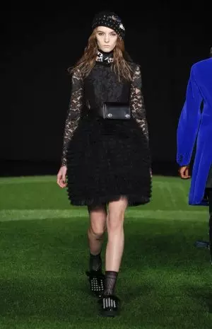 Marc nipasẹ Marc Jacobs Fall / Igba otutu 2015