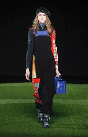 Marc nipasẹ Marc Jacobs Fall / Igba otutu 2015