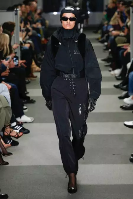 Alexander Wang adopta o estilo de CEO para o outono de 2018