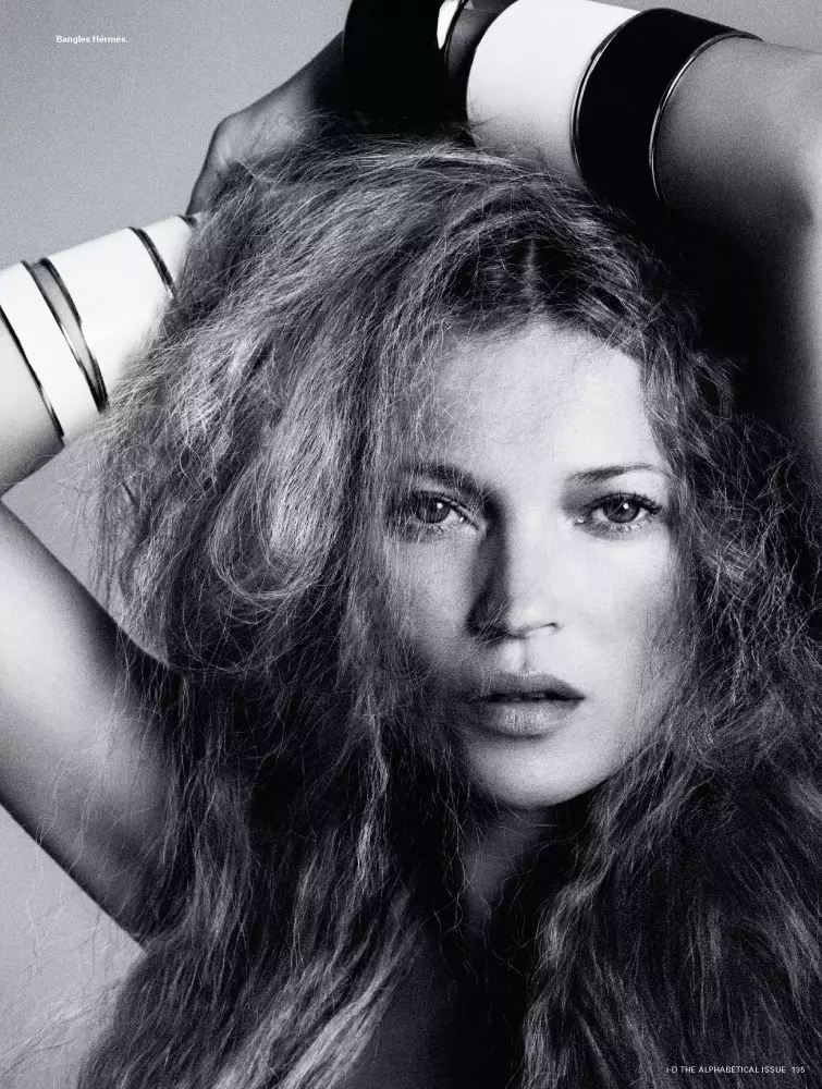 Kate Moss plaukai yra fantastiški Daniele & Iango išleistame „i-D“ leidime prieš pavasarį