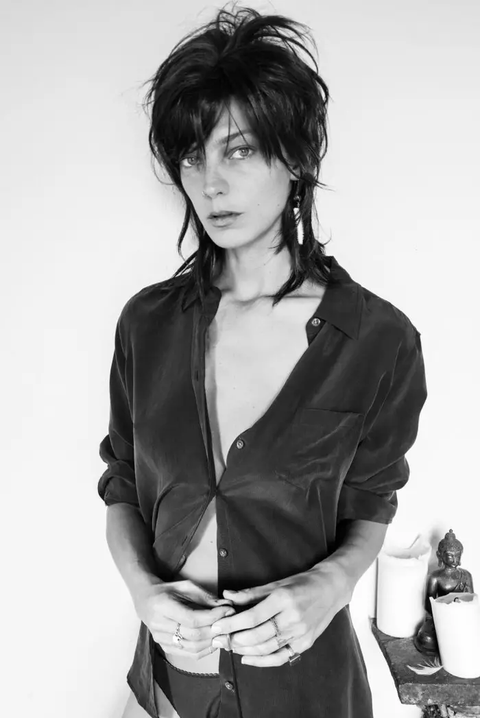 Daria Werbowy သည် Equipment ၏ ဆောင်းဦးရာသီ 2014 လှုပ်ရှားမှုတွင် ပါဝင်သရုပ်ဆောင်ထားသည်။