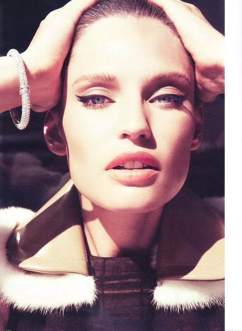 Bianca Balti 为 Vogue 德国版 2010 年 10 月，Paola Kudacki