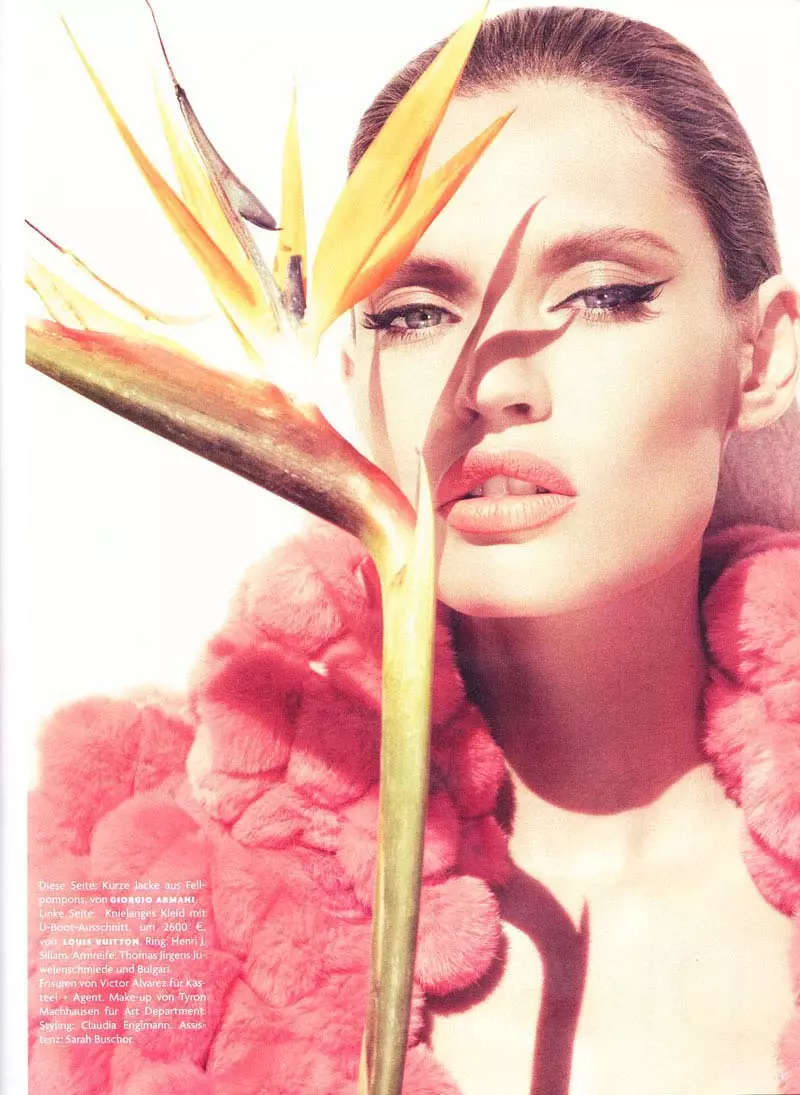 Bianca Balti pikeun Vogue Jerman Oktober 2010 ku Paola Kudacki