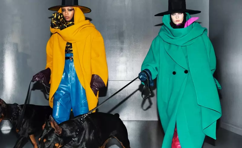 Hannah Shakespeare e Remington Williams aparecem na campanha outono-inverno 2018 da Marc Jacobs