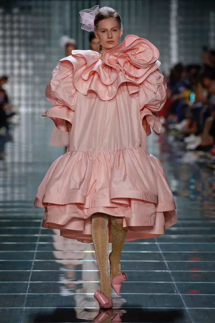 Marc Jacobs | Musim Bunga / Musim Panas 2019 | Landasan