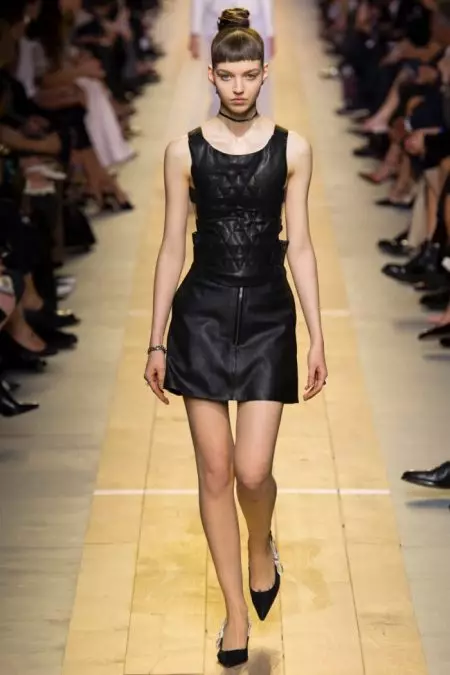 Nakakuha si Dior ng Bagong Uniform para sa Spring 2017