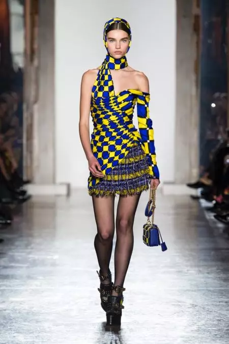 Versace, 2018 Sonbaharında Renkli Ekoselere Başladı