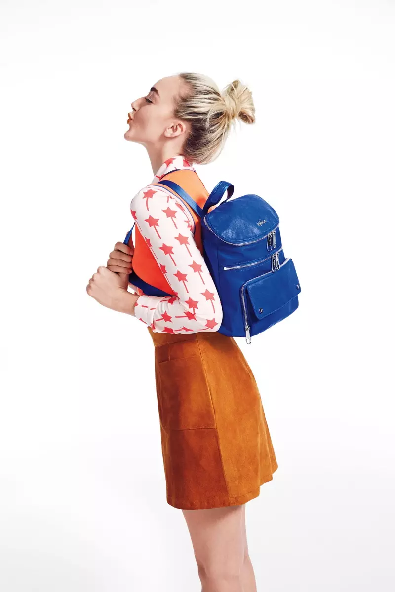 เดซี่ เคลเมนไทน์ สมิธ แสดงในแคมเปญ Back-to-School ประจำปี 2559 ของ Kipling