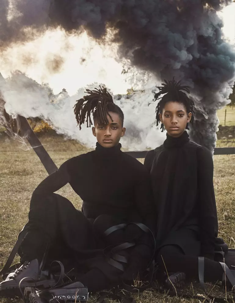 Brata in sestra Willow in Jaden Smith pozirata v majicah in kratkih hlačah Rick Owens