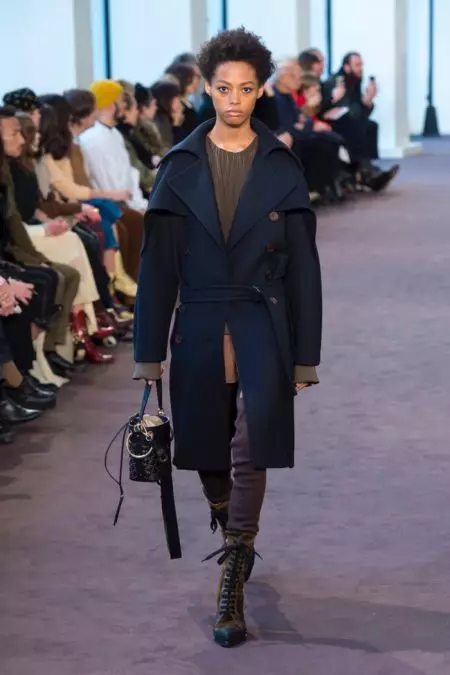 Chloé monte le volume pour l'automne 2018