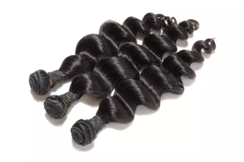 Pacotes de extensão de cabelo humano preto de ondas soltas