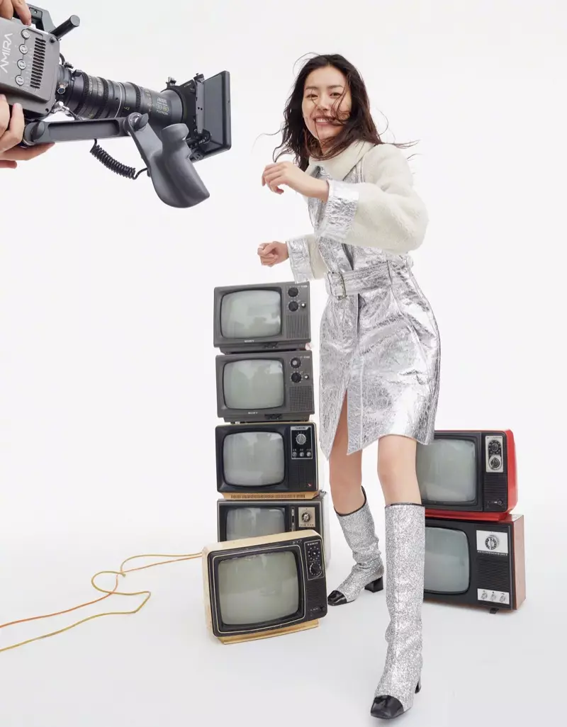 Liu Wen posa em moda para InStyle China