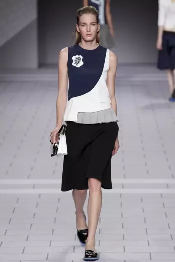 U-Viktor & Rolf Spring/Summer 2014 | Paris Fashion Week