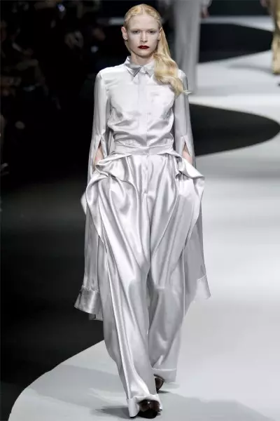 U-Viktor & Rolf Fall 2012 | Paris Fashion Week