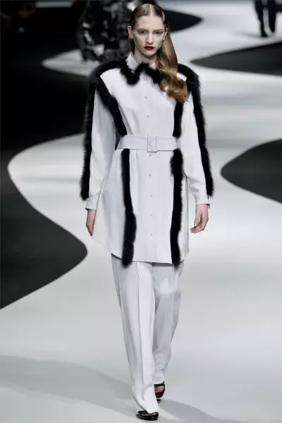 U-Viktor & Rolf Fall 2012 | Paris Fashion Week