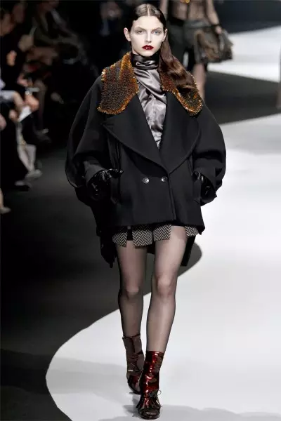 Viktor & Rolf Fall 2012 | Seachtain Faisin Pháras