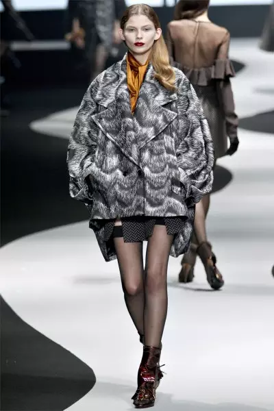 Viktor & Rolf Otòn 2012 | Semèn alamòd Paris