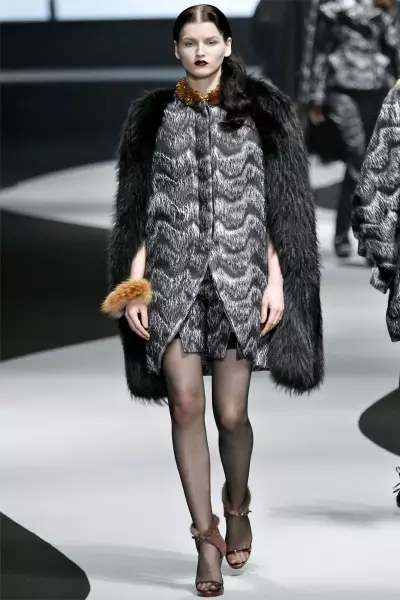 U-Viktor & Rolf Fall 2012 | Paris Fashion Week