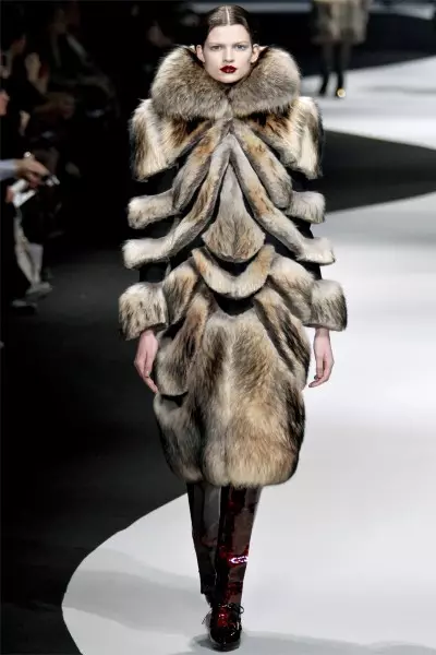 U-Viktor & Rolf Fall 2012 | Paris Fashion Week