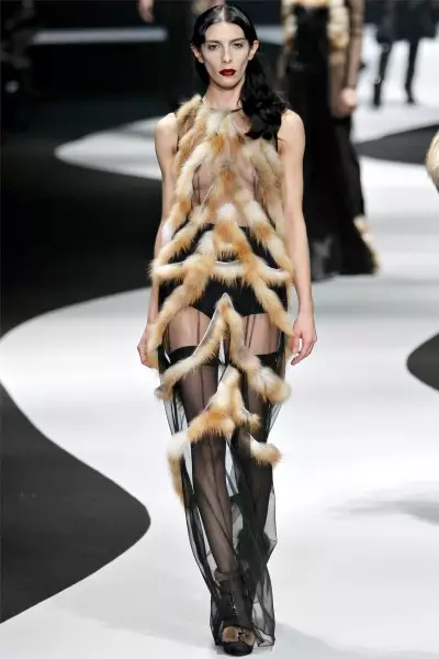 U-Viktor & Rolf Fall 2012 | Paris Fashion Week