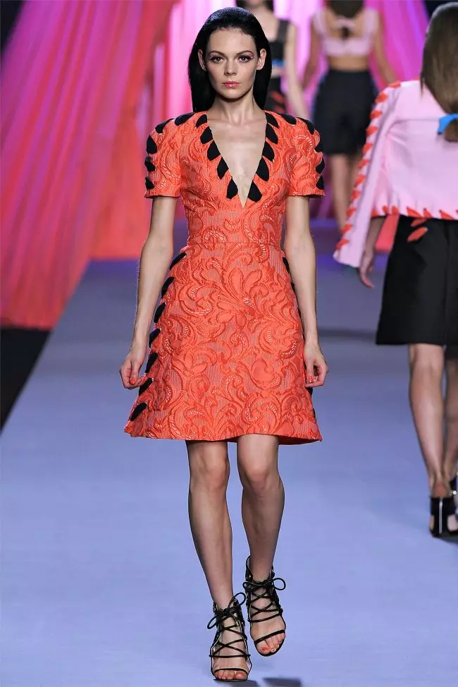 Lohataona Viktor & Rolf 2012 | Herinandron'ny lamaody Paris