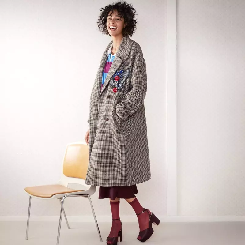 H&M Wool-Blend Coat, Sheti Ya Rugby Yamizeremizere, Siketi Ya Satin Ya Ng'ombe Yautali Ndi Satin Platform Sandals