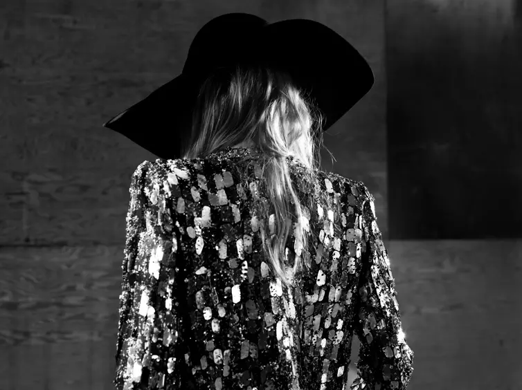 Saint Laurent tik Julia Nobis vir sy lente 2013-veldtog deur Hedi Slimane