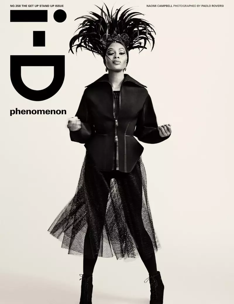 Naomi Campbell nosi modnu odjeću za i-D