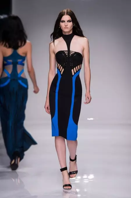 Atelier Versace doen Sporty Glam vir Lente 2016 Couture