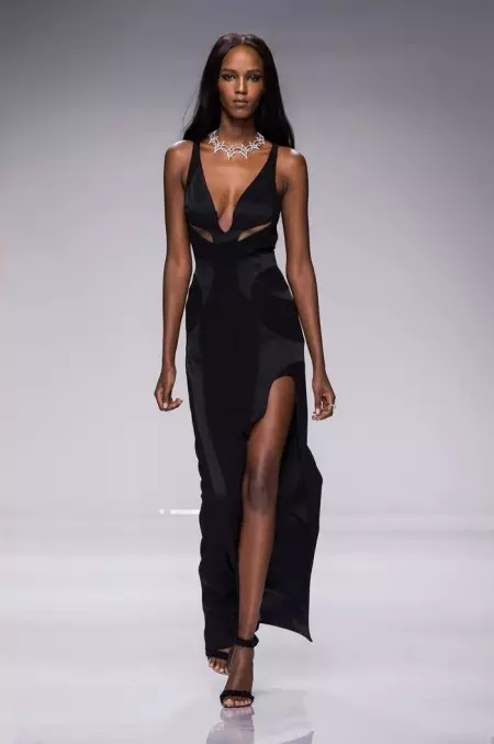 Atelier Versace Yn gwneud Chwaraeon Glam ar gyfer Gwanwyn 2016 Couture