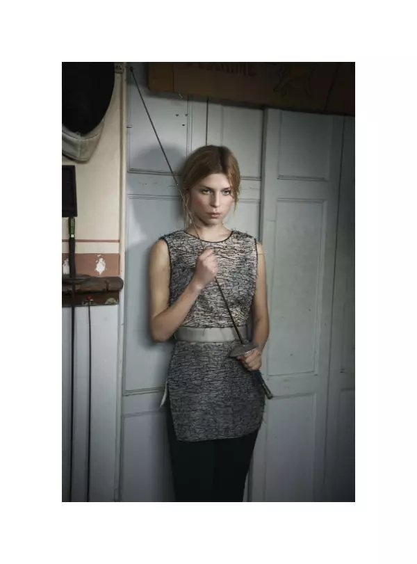 Clemence Poesy ni Eric Guillemain para sa Vogue Turkey Marso 2011