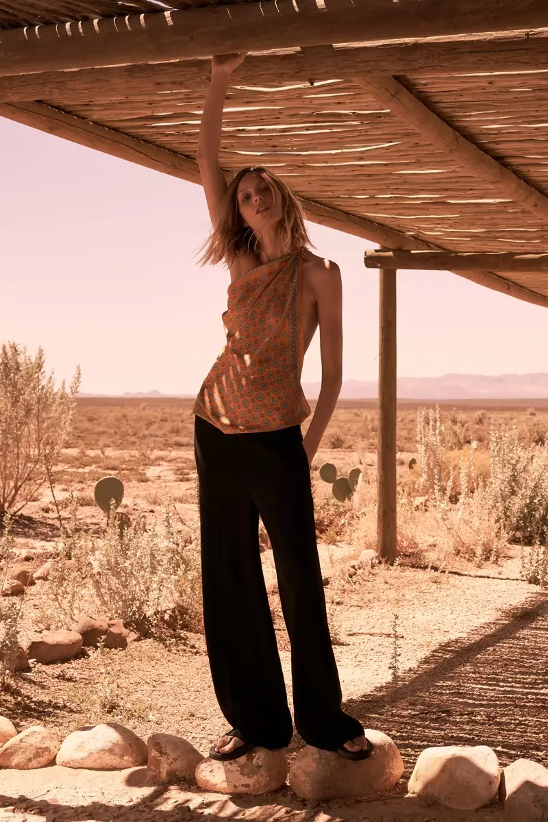 Ipinakita ni Anja Rubik ang istilong bohemian sa koleksyon ng spring-summer 2021 ni Zara.