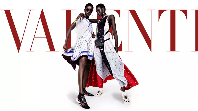 Adut Akech et Oumie Jameh sont les vedettes de la campagne printemps-été 2018 de Valentino