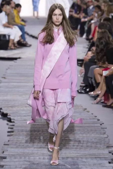 Michael Kors Analeta Urahisi wa Chic kwenye Mkusanyiko wa Spring 2018