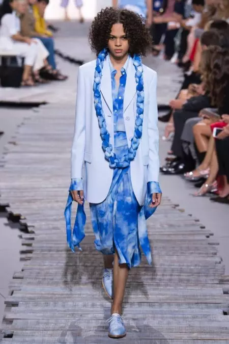 Michael Kors Amabweretsa Chic Ease ku Spring 2018 Collection