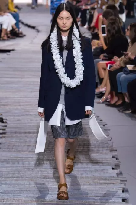 Michael Kors Amabweretsa Chic Ease ku Spring 2018 Collection